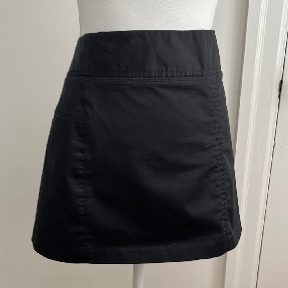 Old Navy Mini-Skirt Black Size 2 Never worn
